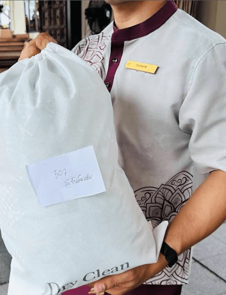 Laundry service image 1